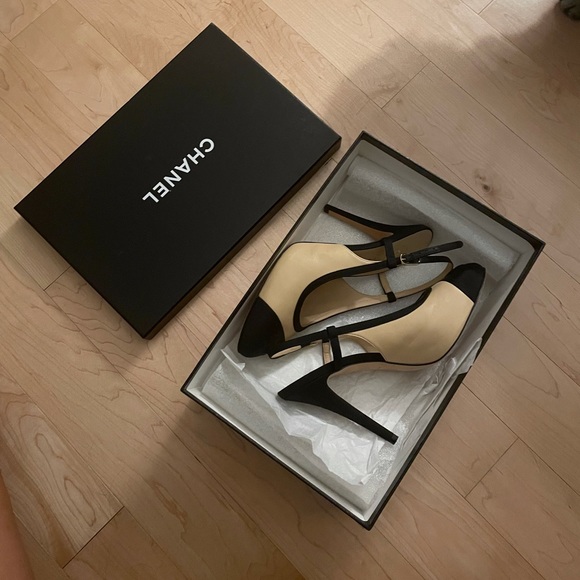 CHANEL Shoes - CHANEL Heels (New, only worn once - no signs)